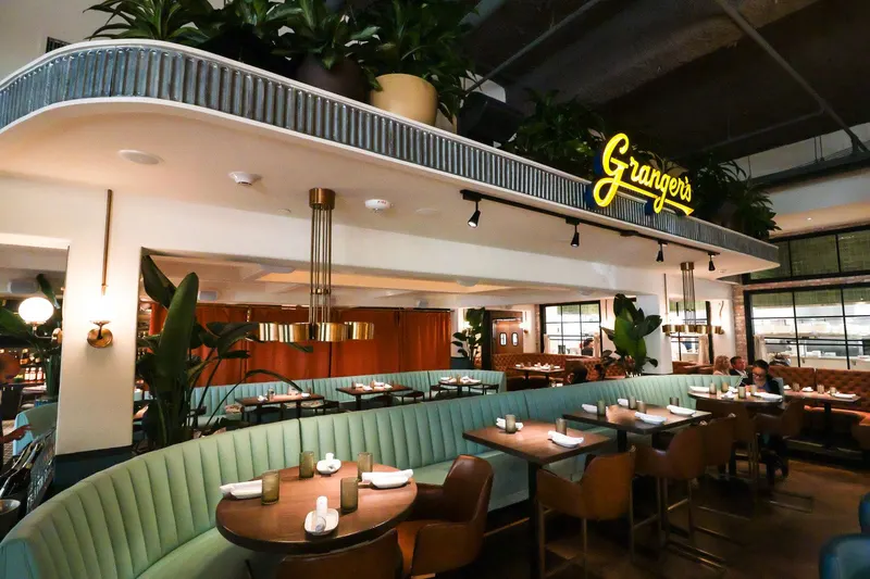 Granger's Restaurant & Bar watch party venue