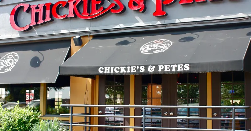 Chickie's & Pete's watch party venue