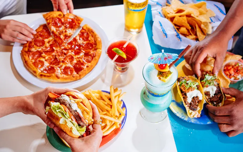 Wipeout Bar & Grill