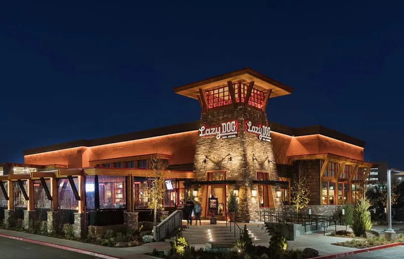Lazy Dog Restaurant & Bar